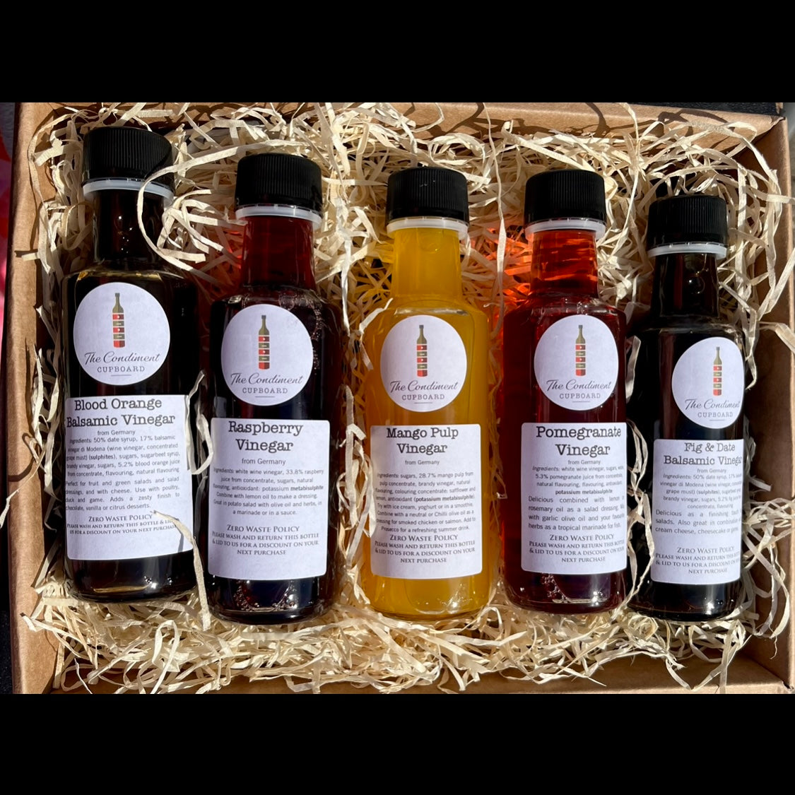 5 Bottle Oil & Vinegar Hampers thecondimentcupboard.co.uk