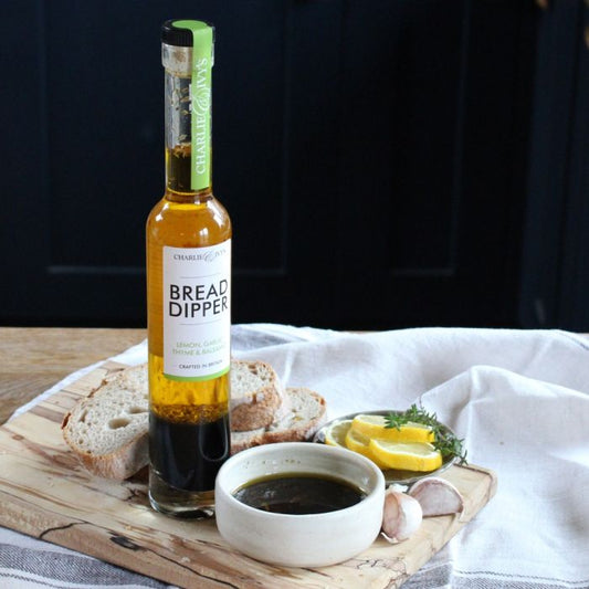 Lemon, Garlic & Thyme Bread dipper